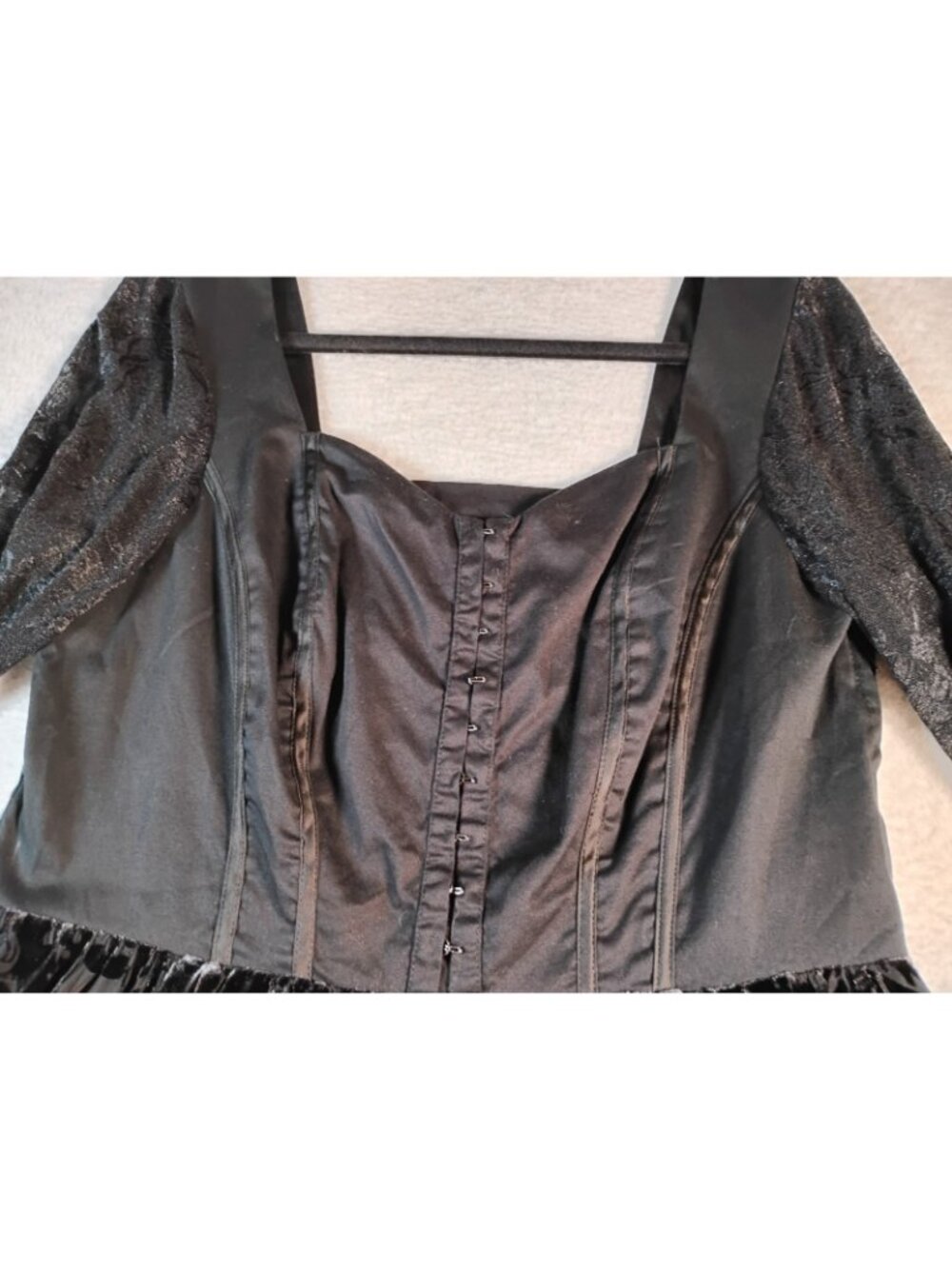 Hot Topic Black Velvet Corset Dress Y2K Whimsigoth Skulls Stretch Hi Lo XL Black - Picture 3 of 12